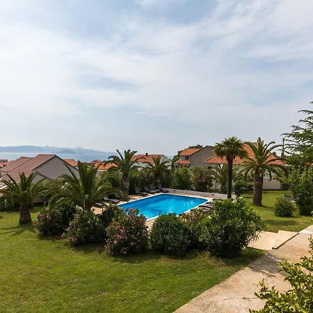 Scenic In Near Sea Ferienhaus Bibinje