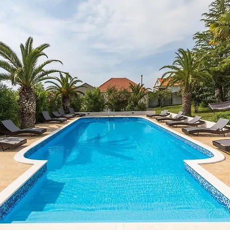 Ferienhaus Scenic In Near Sea Bibinje