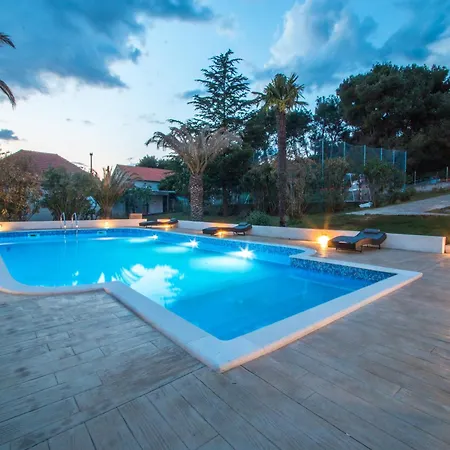 Ferienhaus Scenic In Near Sea *