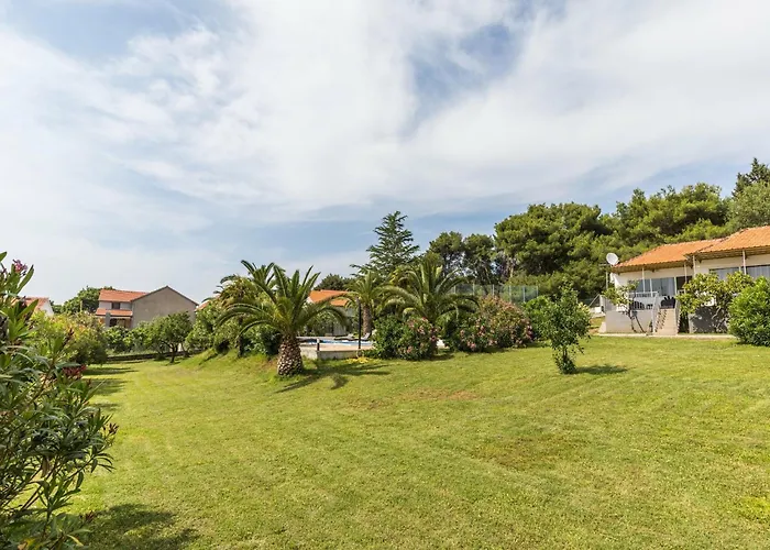 Scenic In Near Sea Tatil Evi