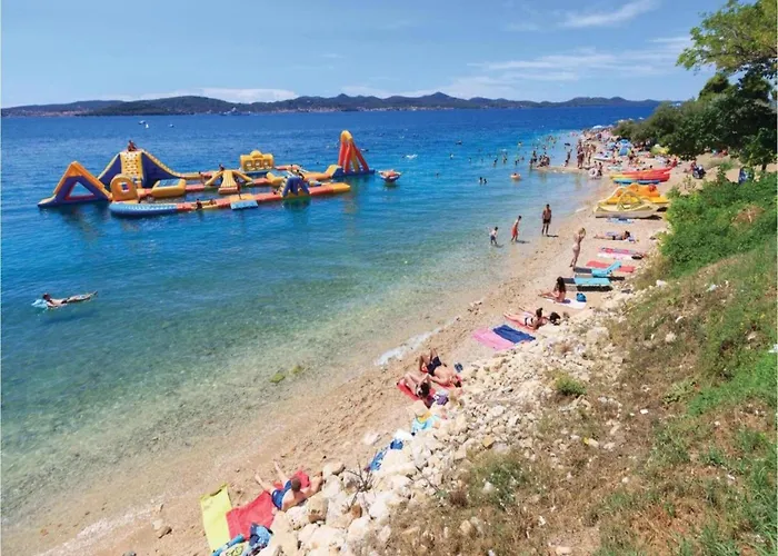 Scenic In Near Sea Tatil Evi Bibinje