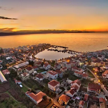 Scenic In Near Sea Bibinje