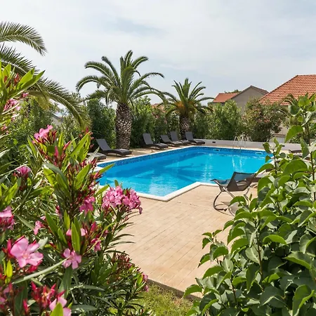 Scenic In Near Sea * Bibinje