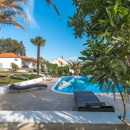 Scenic In Near Sea * Bibinje